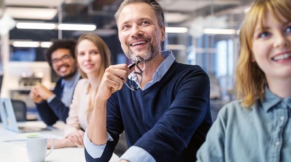 Lindschulte-Mitarbeitende in einem Meeting