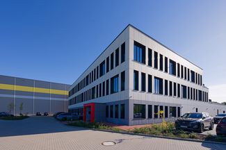 Beispiel für ein Gebäude aus Gewerbe, Logistik und Industrie